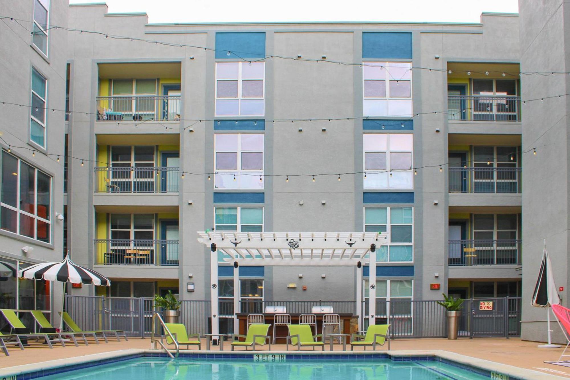 Upstay - Condo With Pool Gym Games And Bbq Austin Esterno foto