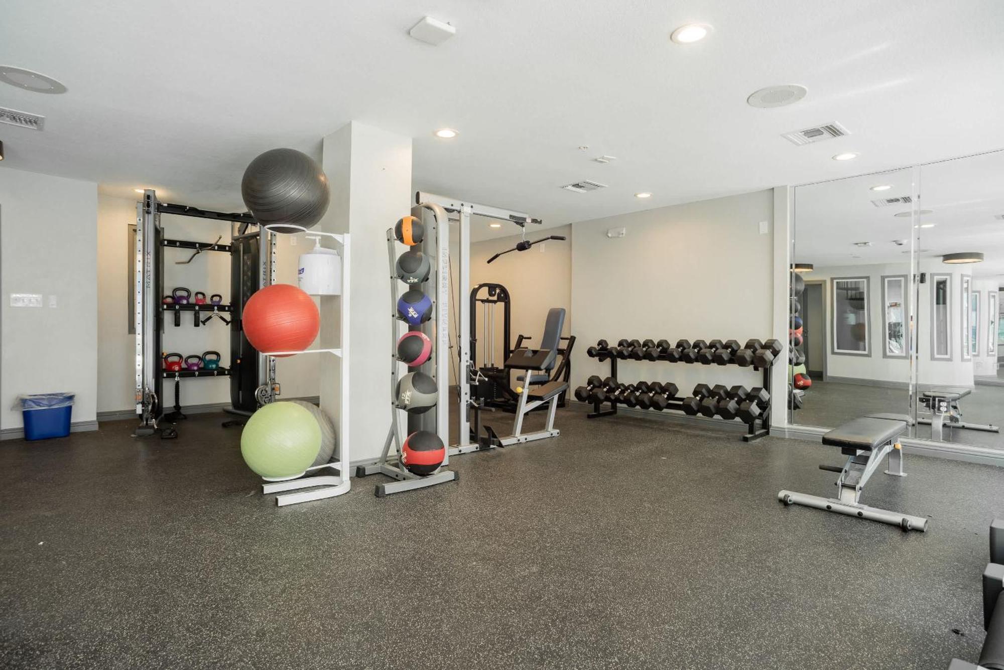 Upstay - Condo With Pool Gym Games And Bbq Austin Esterno foto